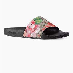 Gucci GG Blooms Supreme Slide Sandals